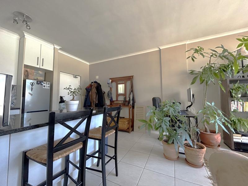 1 Bedroom Property for Sale in Gardens Western Cape
